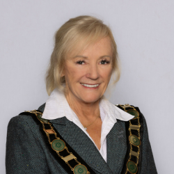 Mayor Margaret Thomas JP